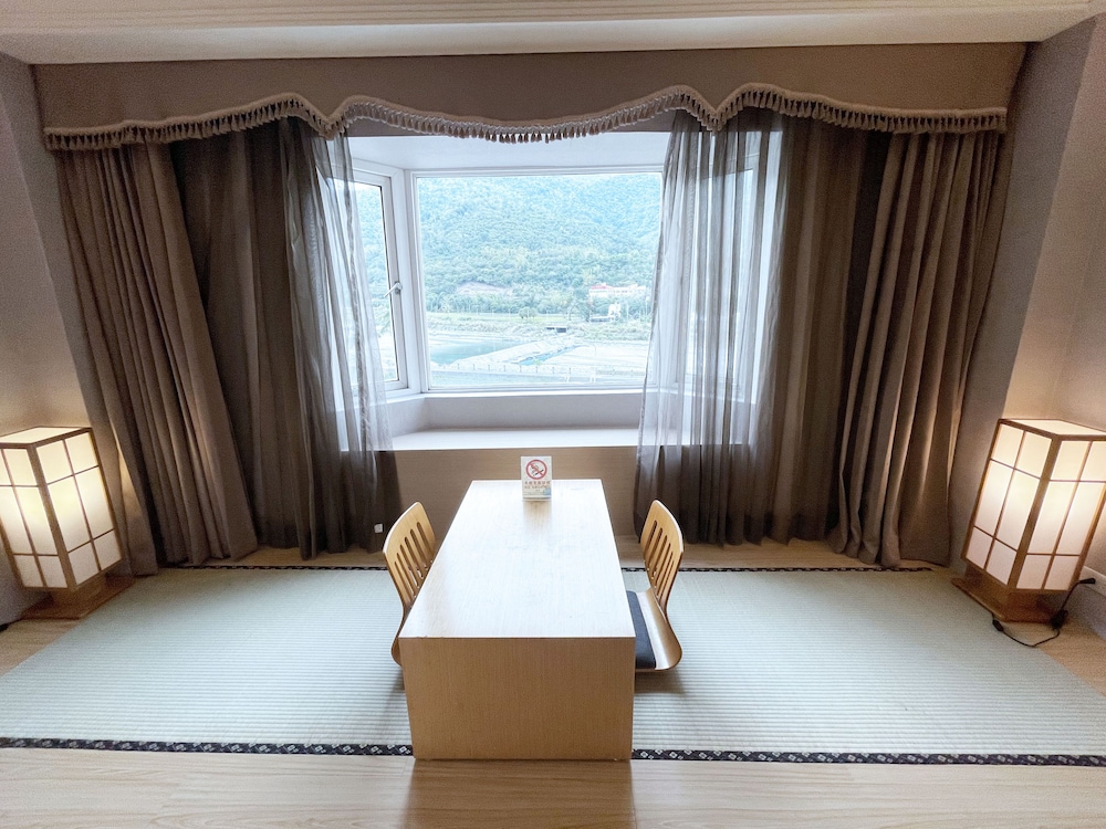 Hoya Hot Springs Resort & Spa 26/65