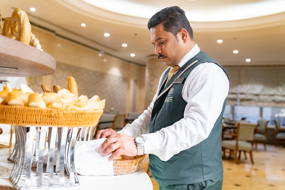 Emaar Grand Hotel 15/49