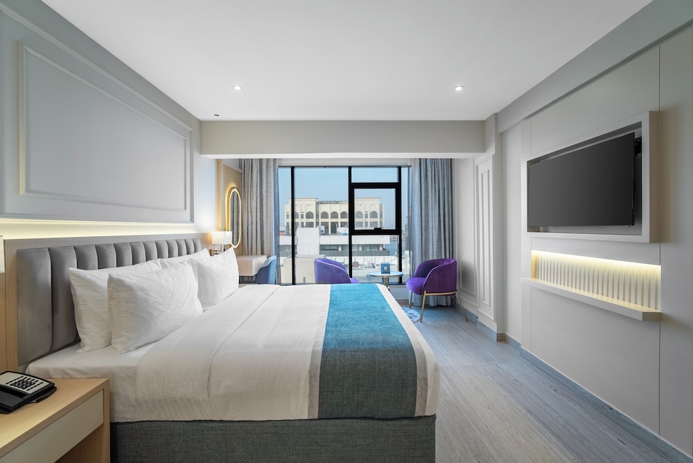 EXECUTIVE, DOUBLE BED