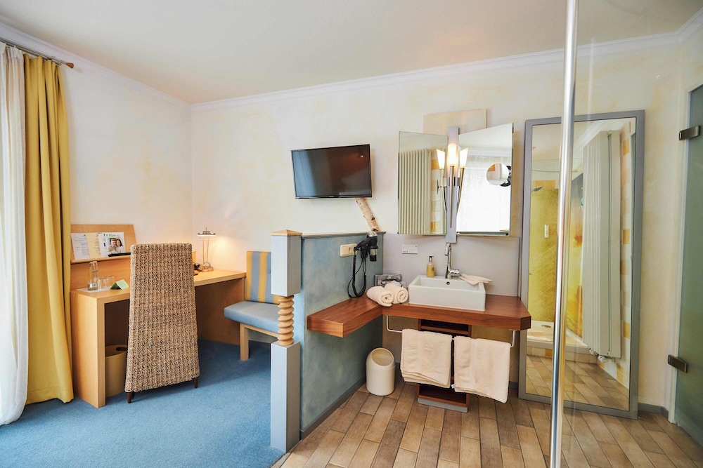 Flairhotel Zum Schwarzen Reiter 51/70