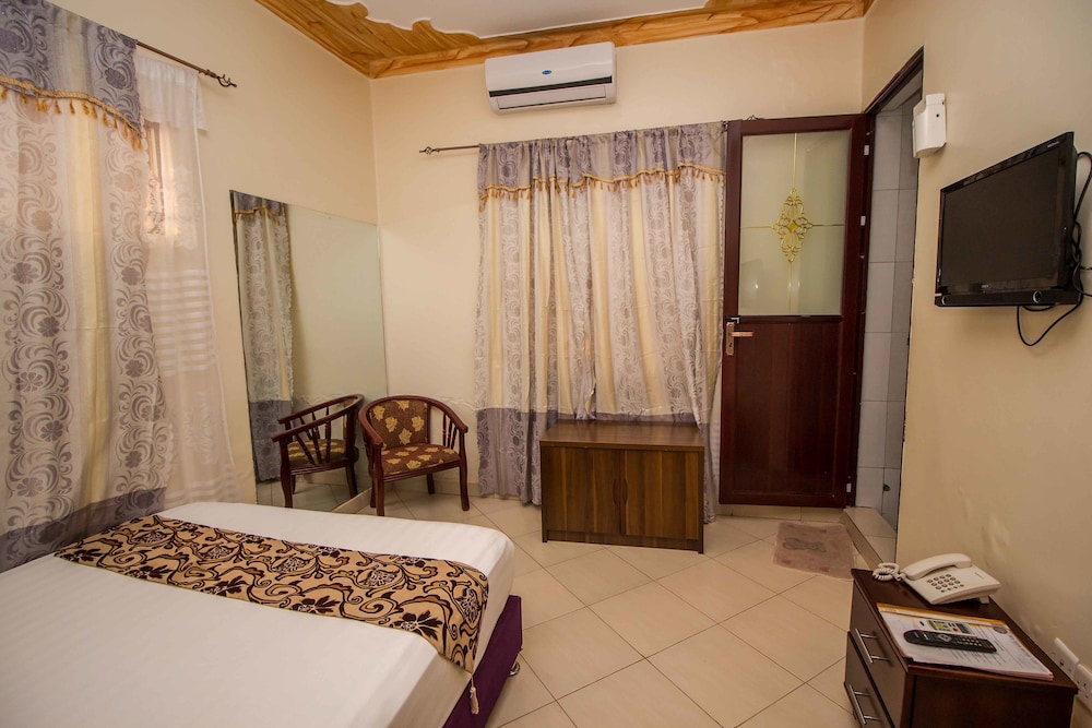 MT. ZION HOTEL 24/74