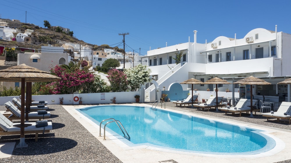Thira S Dolphin Hotel 59/72