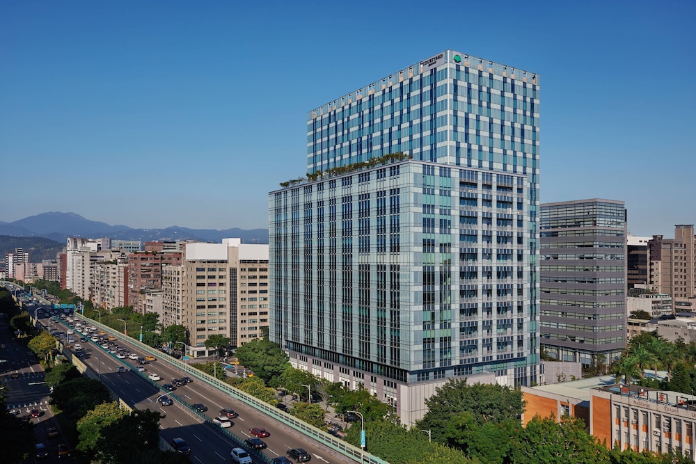 Courtyard by Marriott Taipei Downtown 1/44