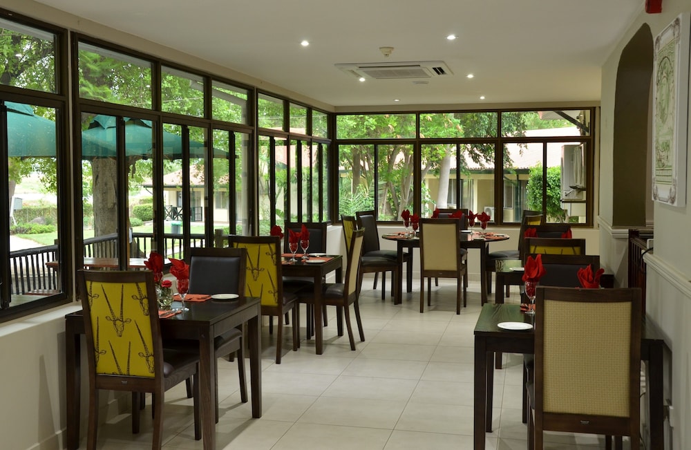 restaurant-cafeteria
