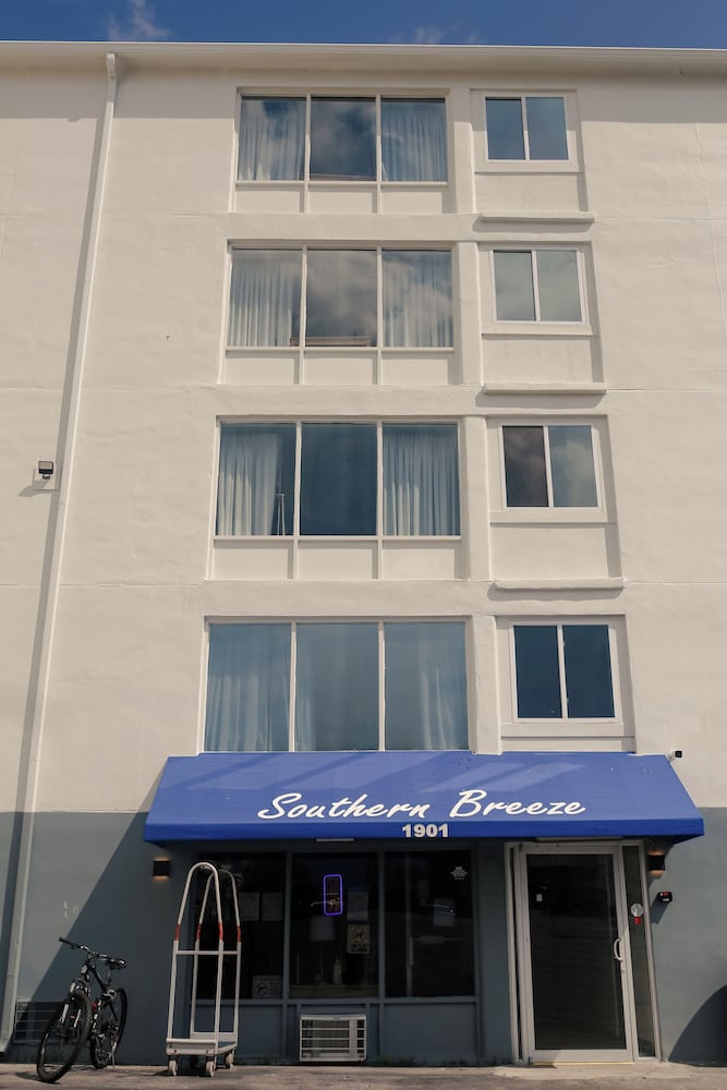 Southern Breeze Oceanfront 2/61