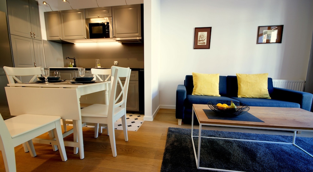 IRS ROYAL APARTMENTS - IRS Neptun Park 33/50