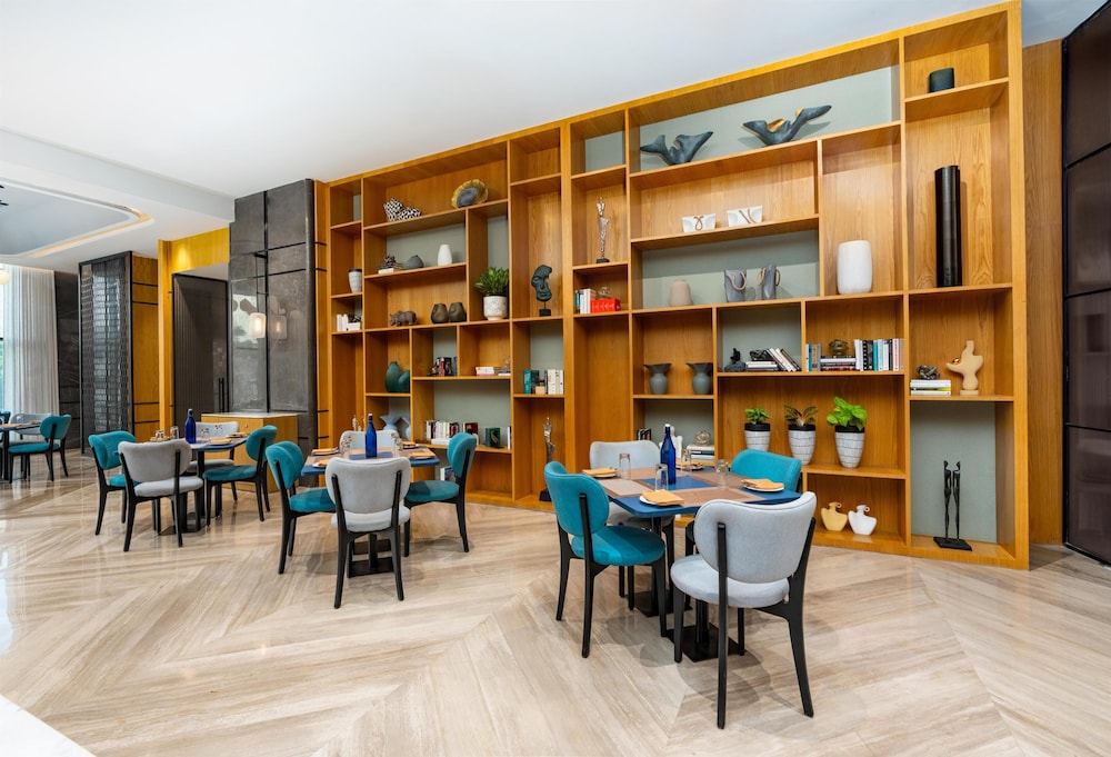 Radisson Hotel Prayagraj 39/50