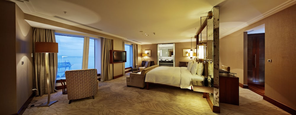 Hilton Baku 19/64