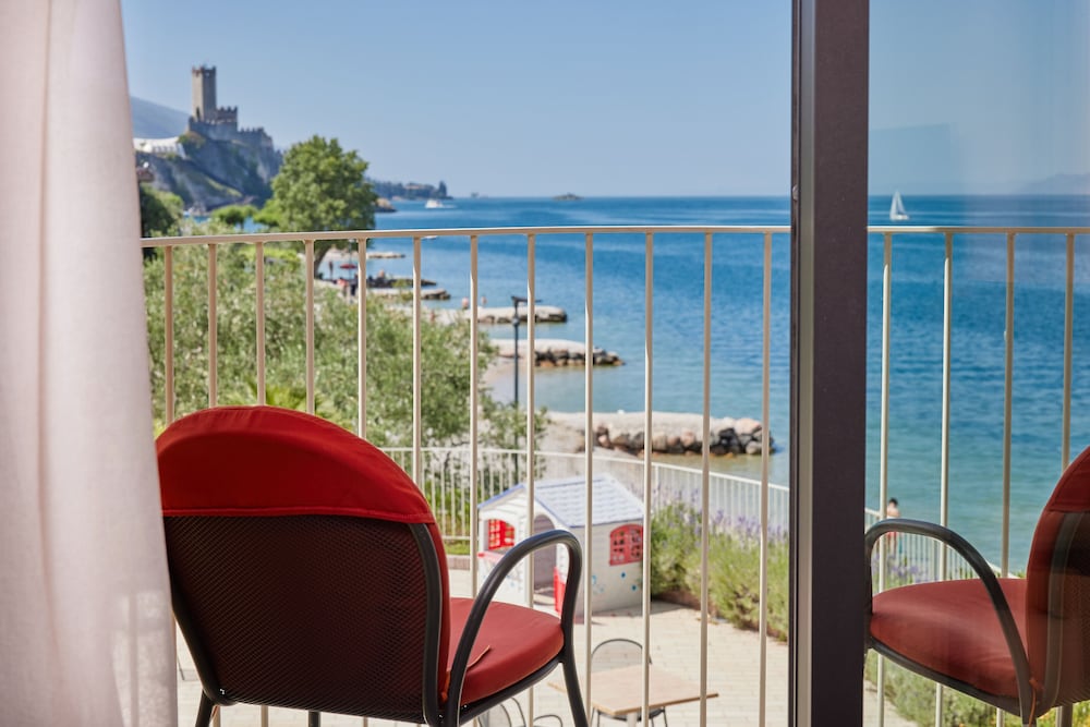 Hotel Europa 7/62