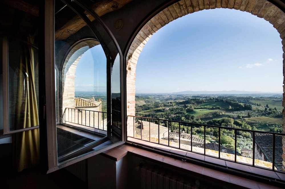 B&B Palazzo Tortoli 27/35
