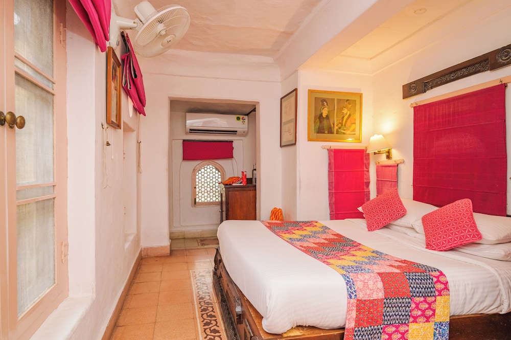 Heritage, Romance, Double Bed