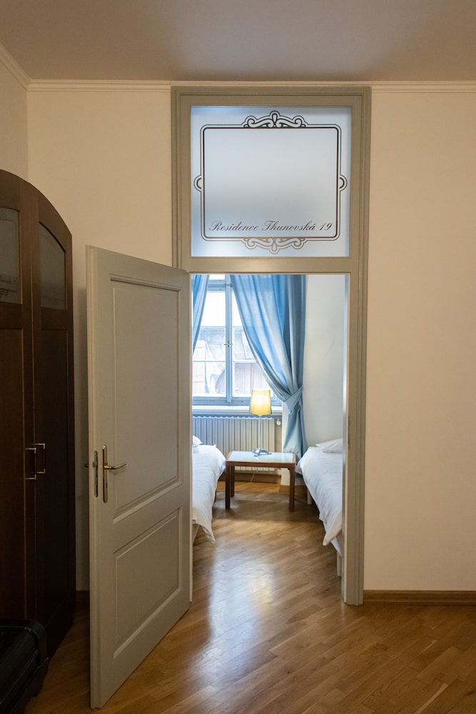 Residence Thunovska 19 25/50