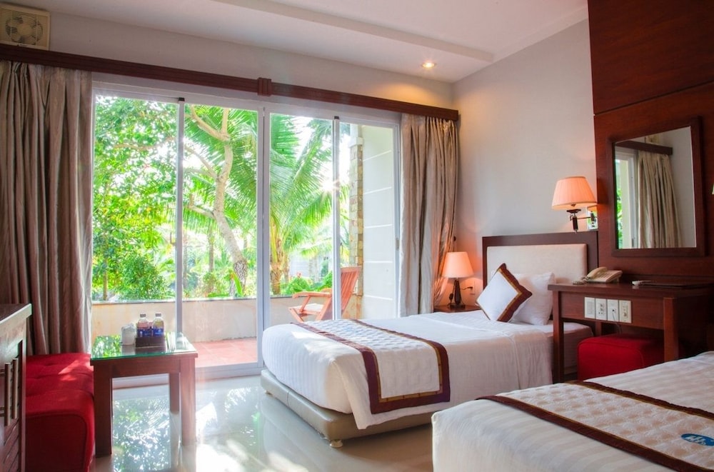 Hoa Binh Phu Quoc Hotel 16/37