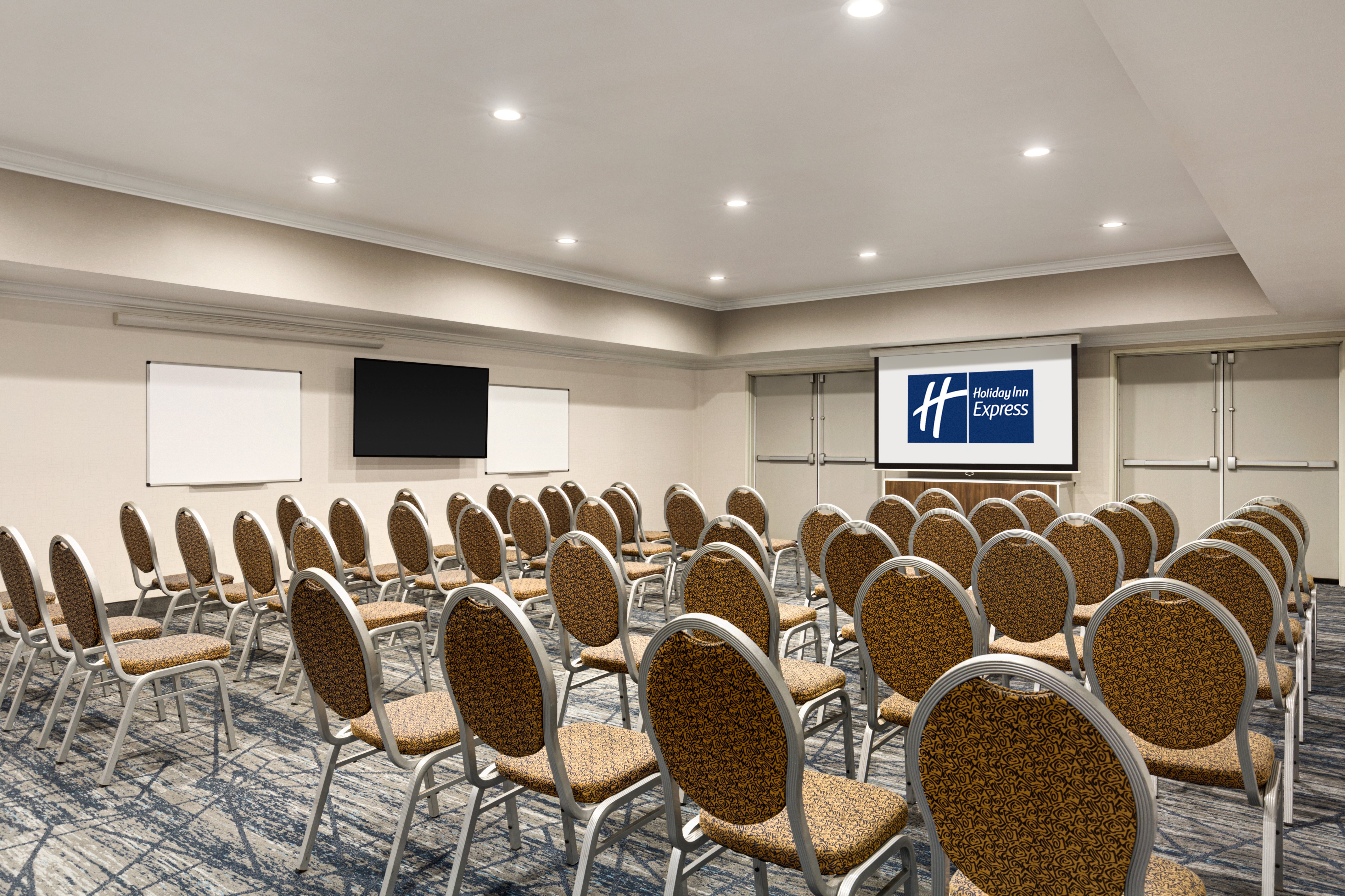 Holiday Inn Express Hotel Suites Bakersfield Central 53/71