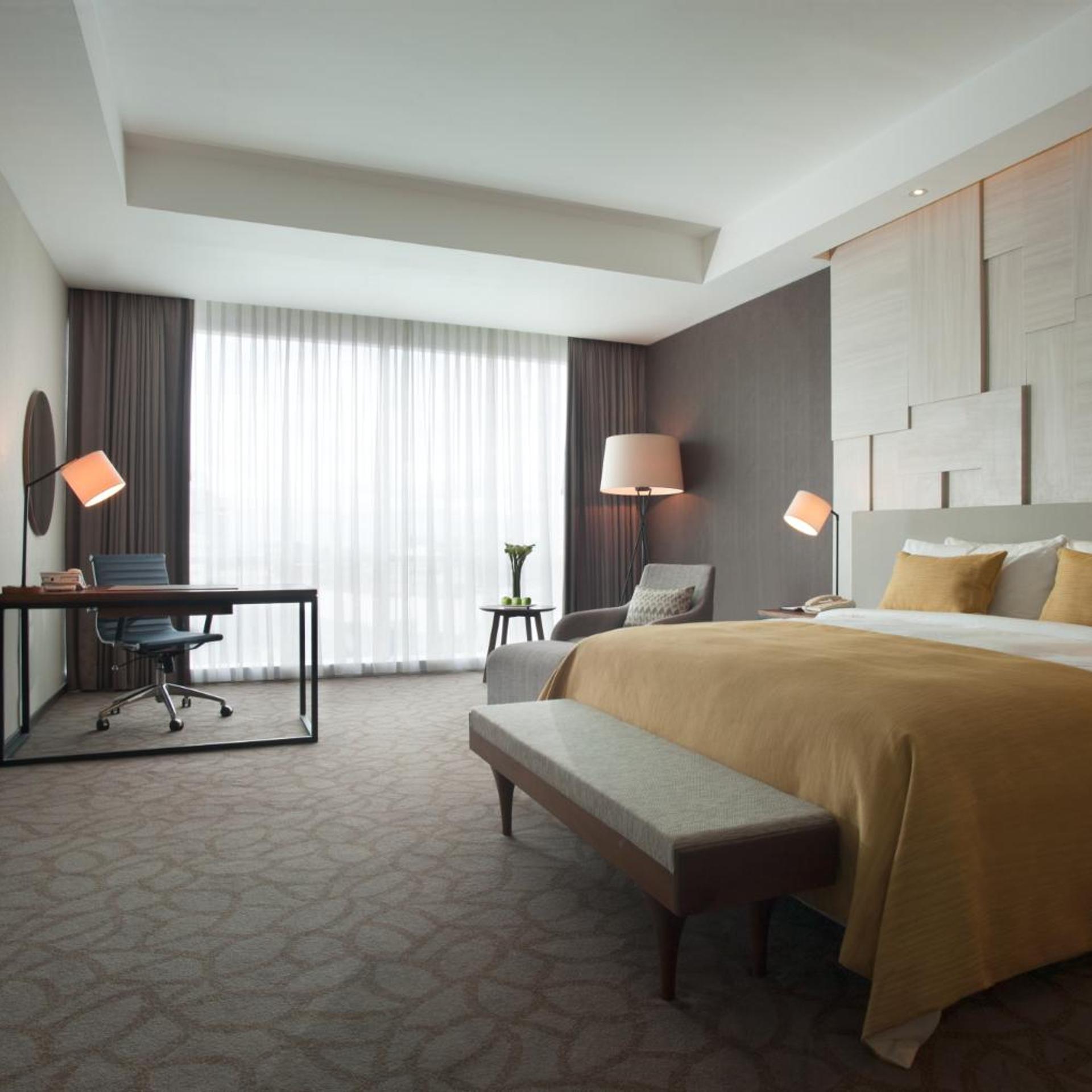 Standard, King Bed, Queen Bed, Lounge Access