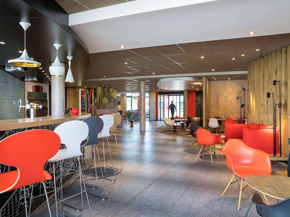 Ibis Saint-Quentin-En-Yvelines Velodrome 69/75