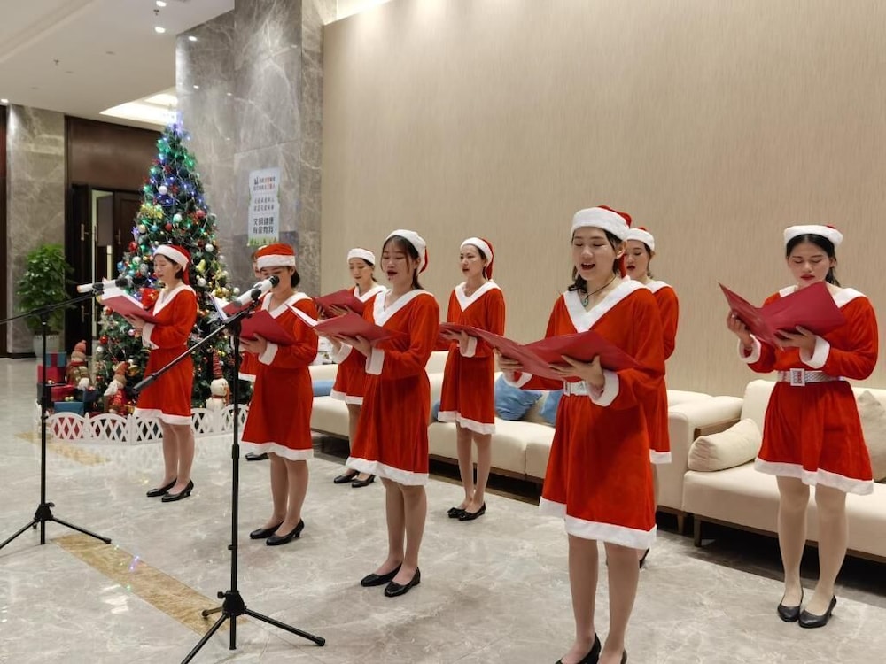 Dadonghai Hotel Sanya 37/48