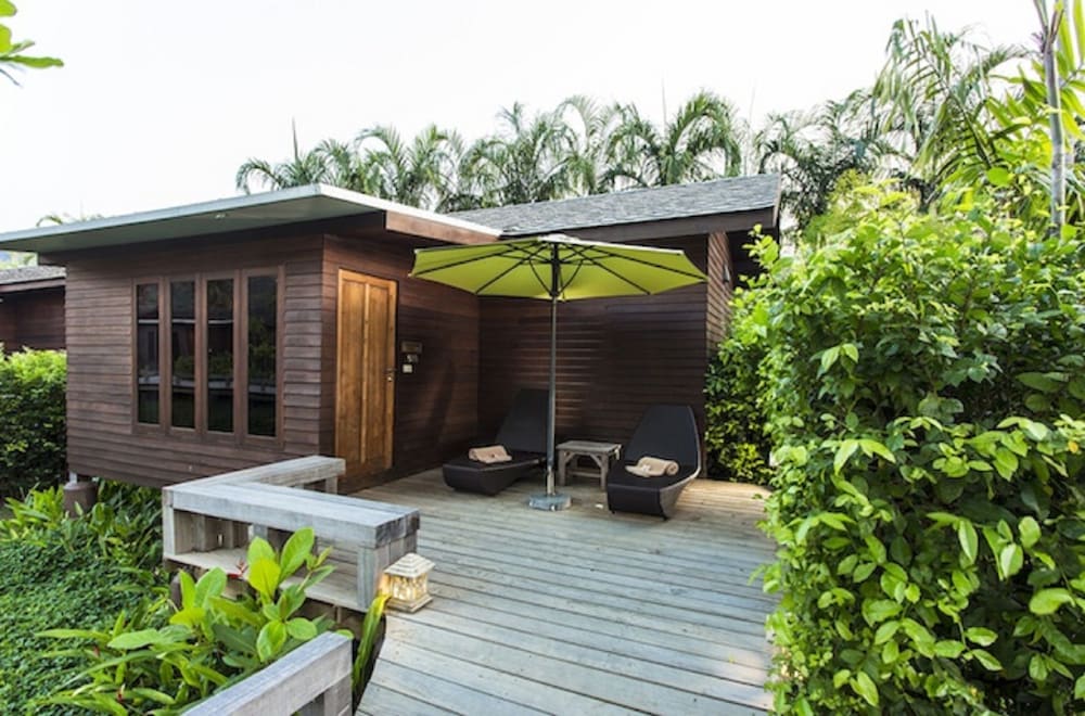 Gajapuri Resort Spa 4/76