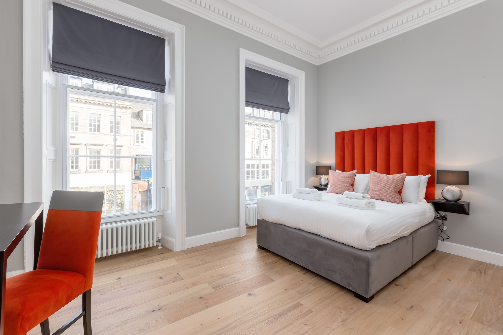 DELUXE, APARTMENT, KING BED