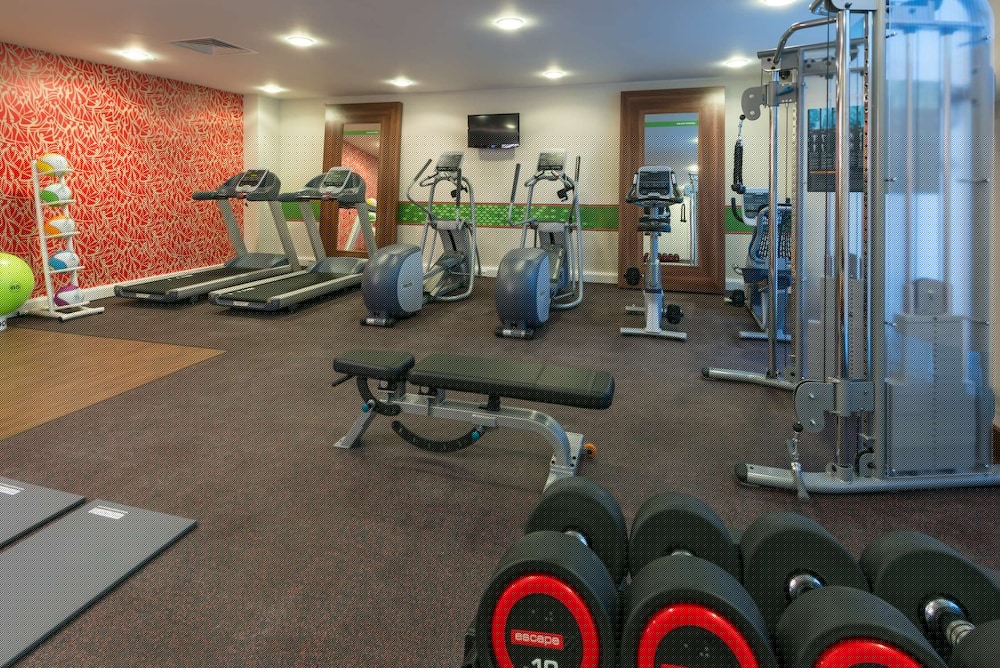 HAMPTON BY HILTON LONDON LUTON AIRPORT 23/50