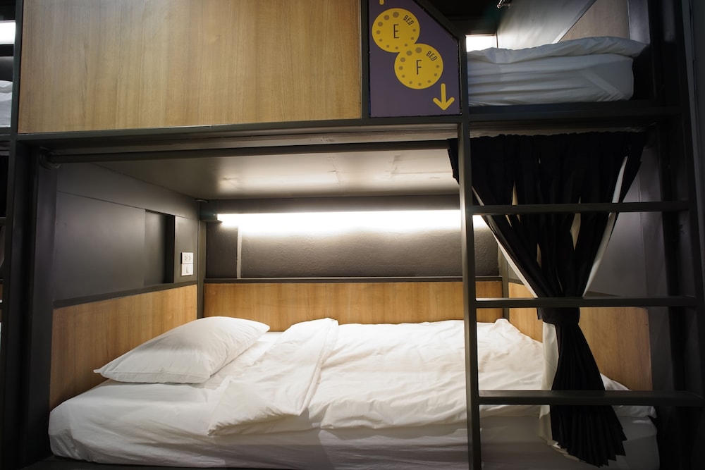 Brb Hostel Bangkok Silom 15/53