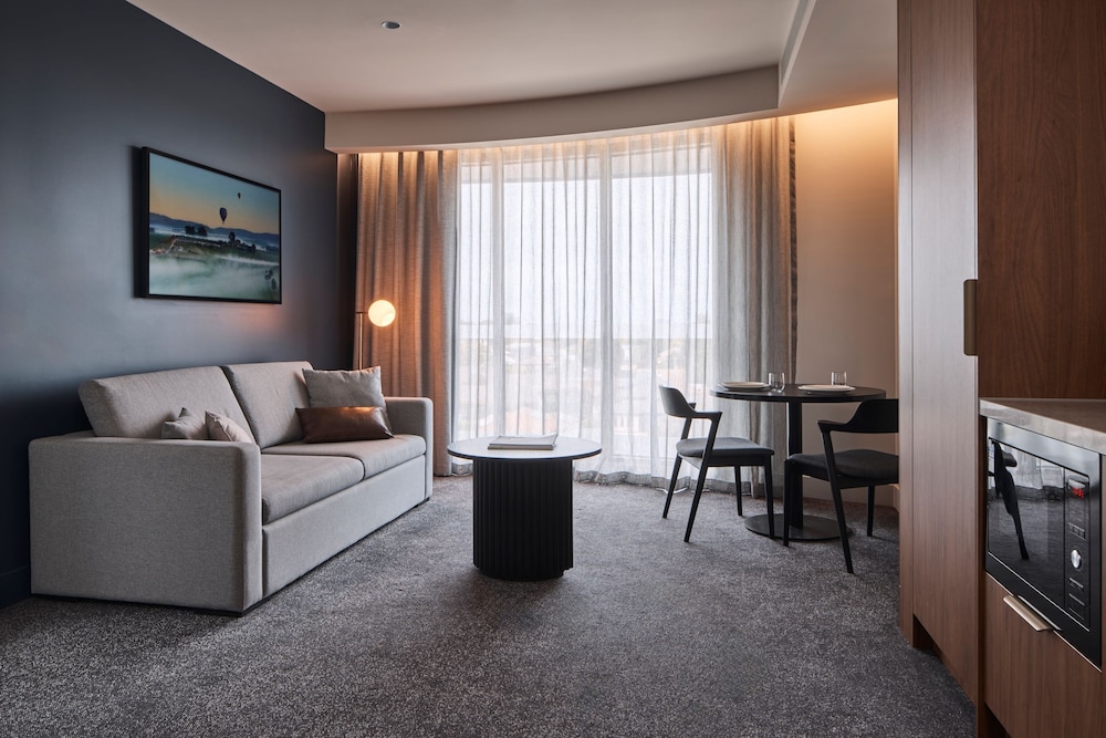 Rydges Ringwood 36/59