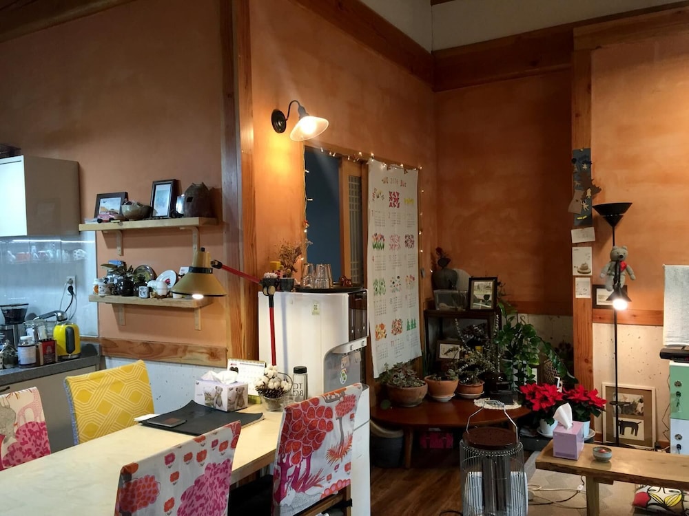 Dorandoran Guesthouse 36/47