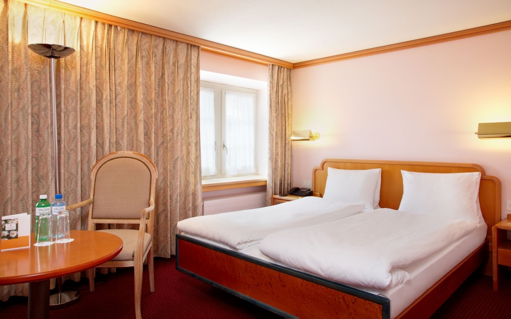 Thermal Hotels And Walliser Alpentherme Leukerbad 21/77