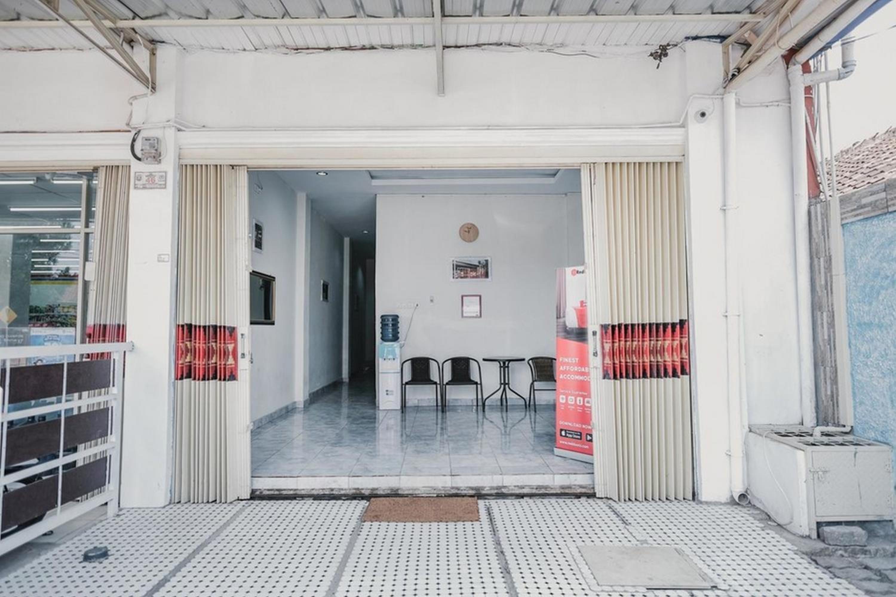 RedDoorz @ Jalan Narada Lampung 2/24
