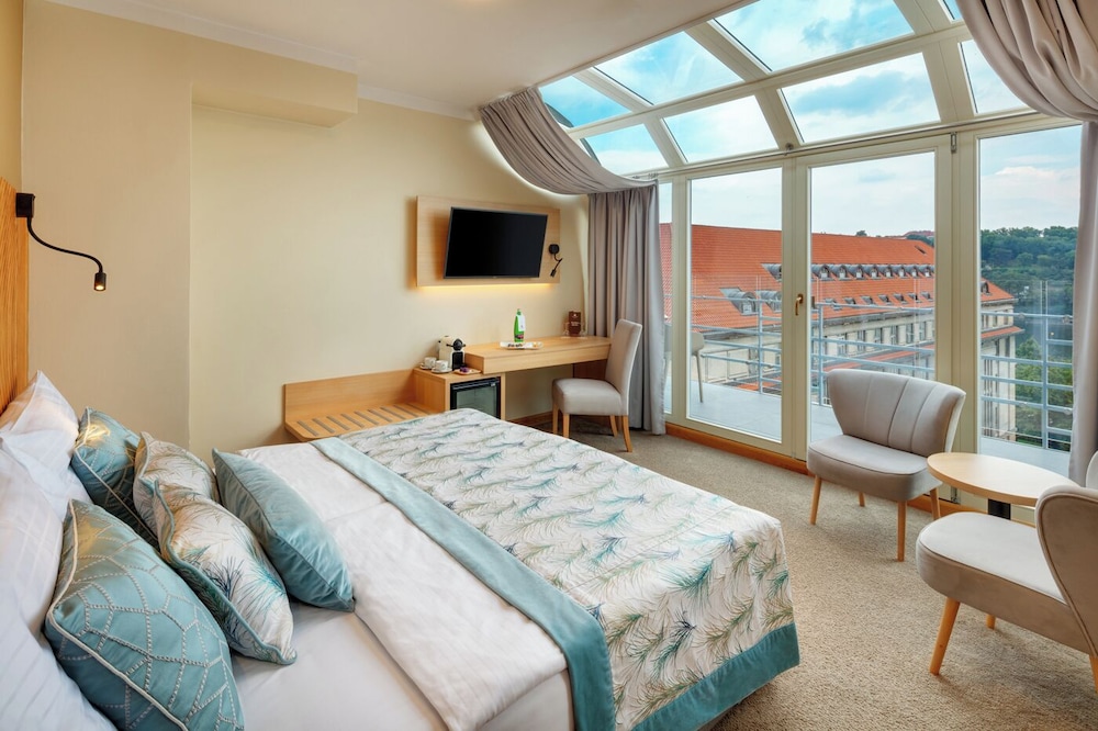 Hotel Clement 13/50