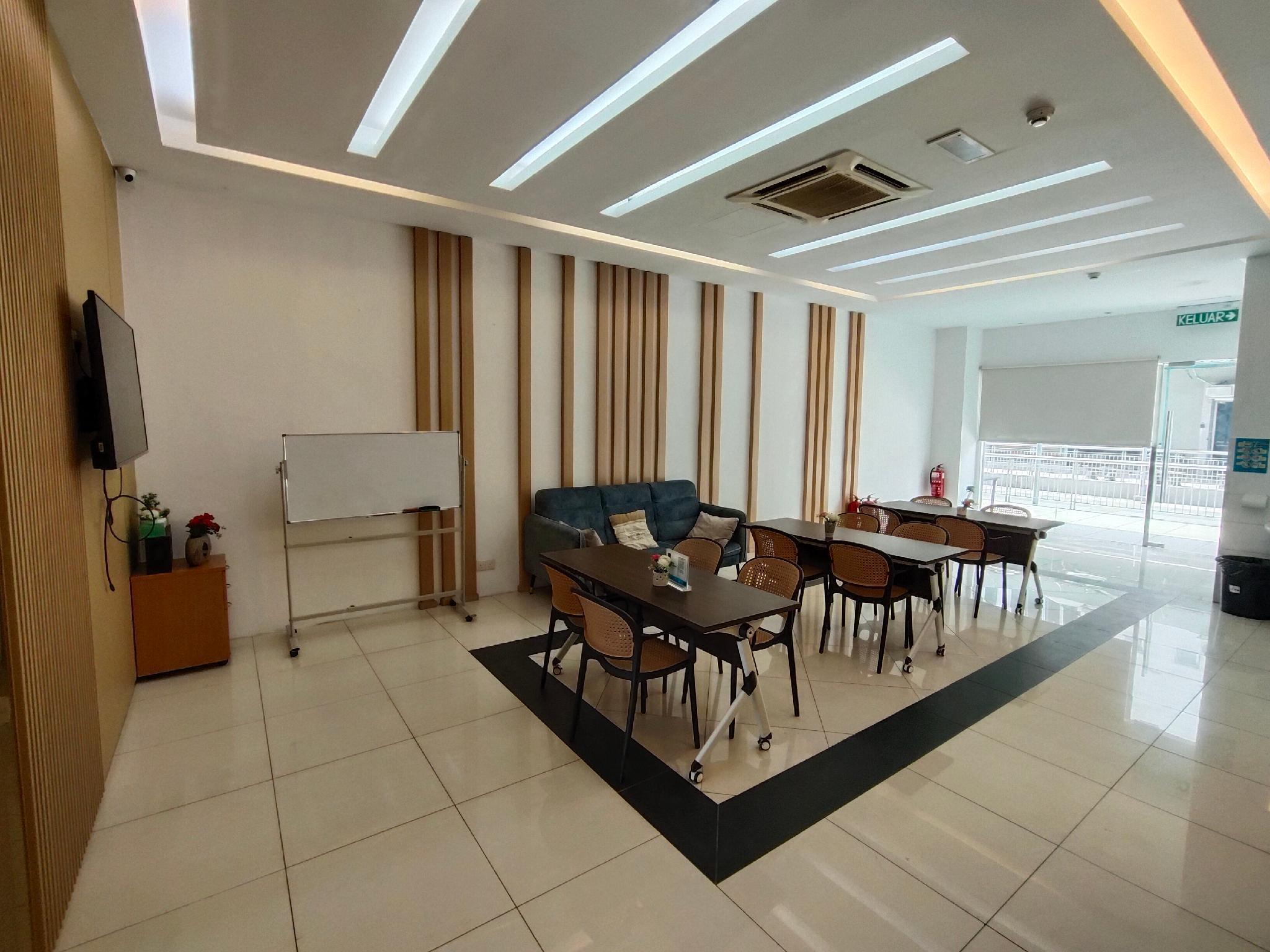 Bangi Business Hotel 29/31