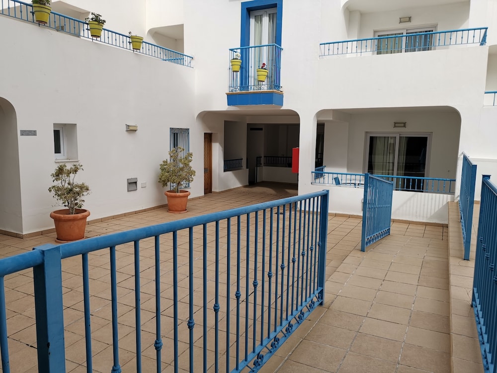 Punta Del Cantal Hotel Suites 5/48