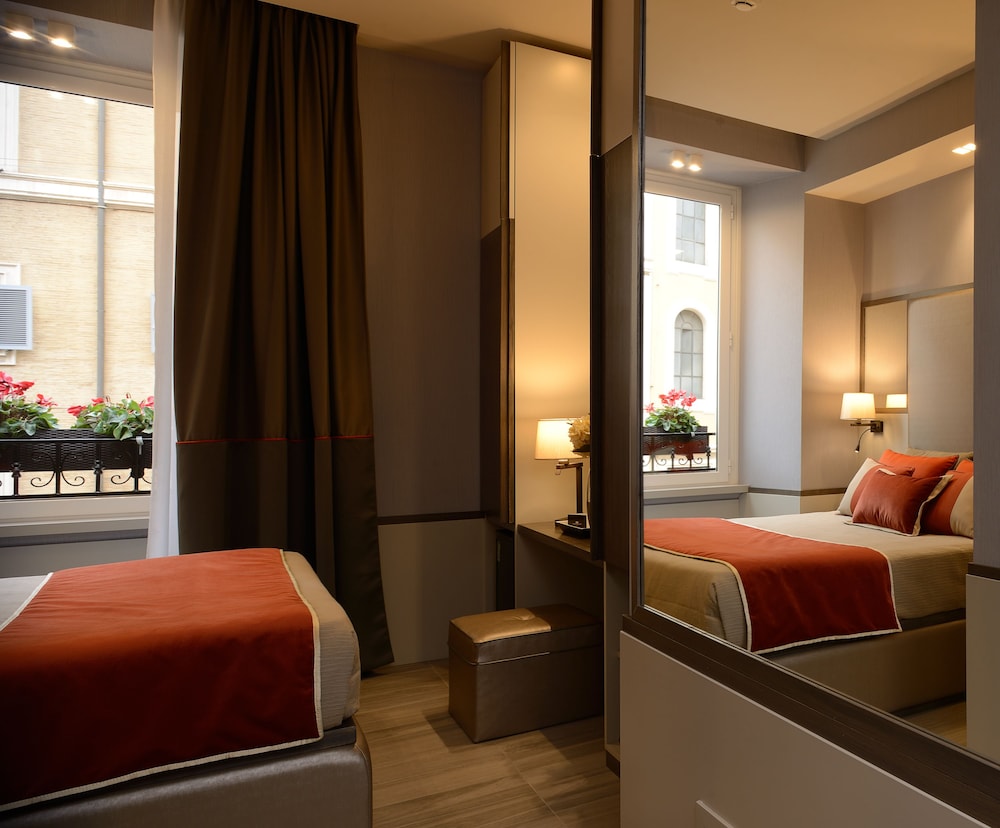 San Carlo Suite 48/71