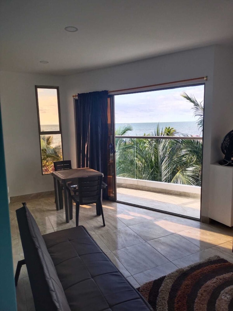 Hotel Avadia Del Mar 30/49