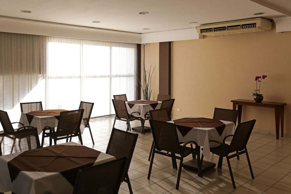 Sables Hotel Guarulhos 41/53