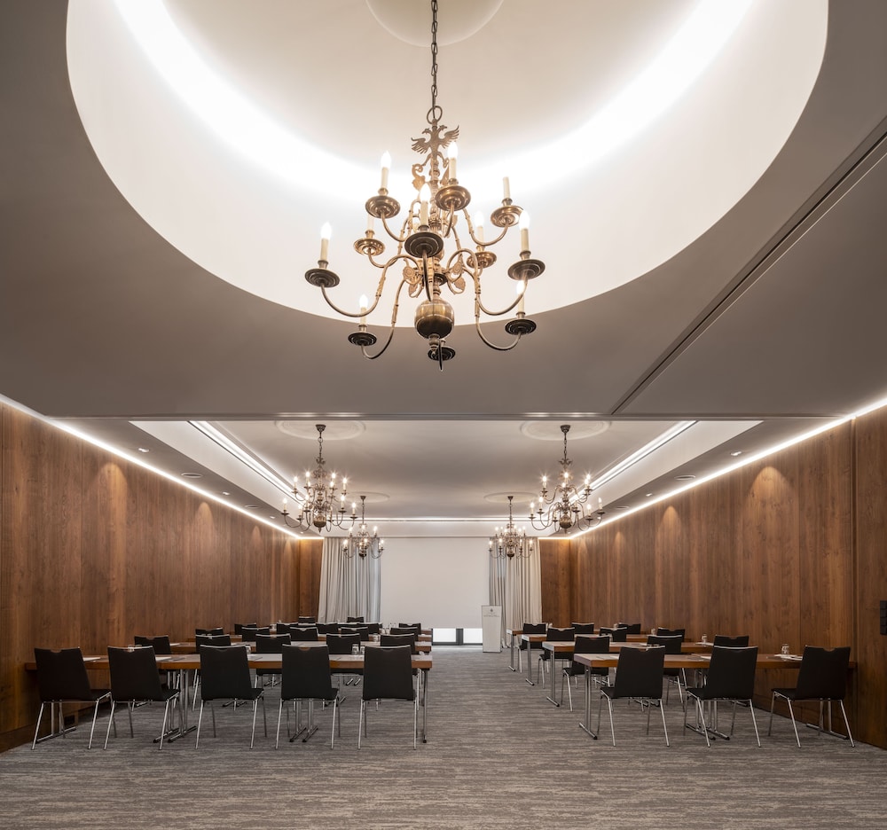 Eden Hotel Wolff 11/66