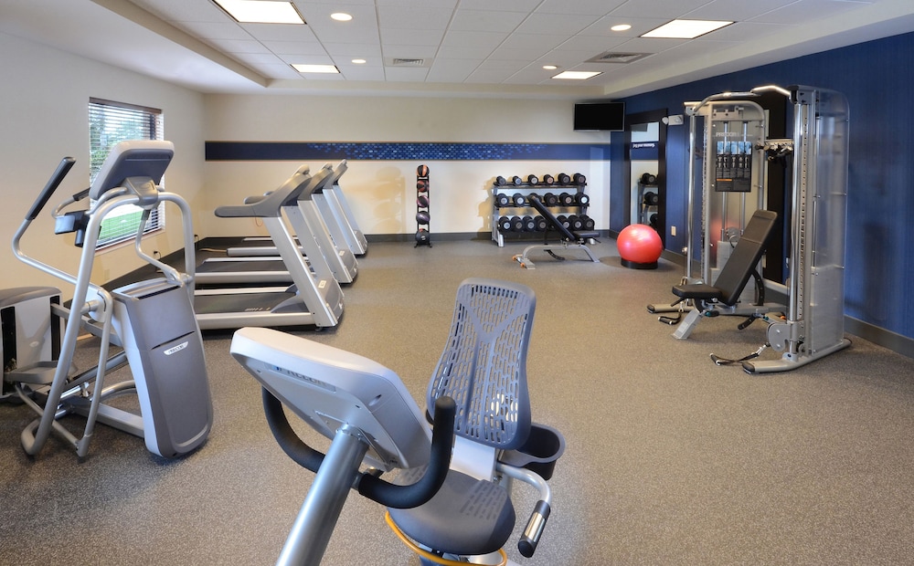Hampton Inn Suites Lynchburg 25/37