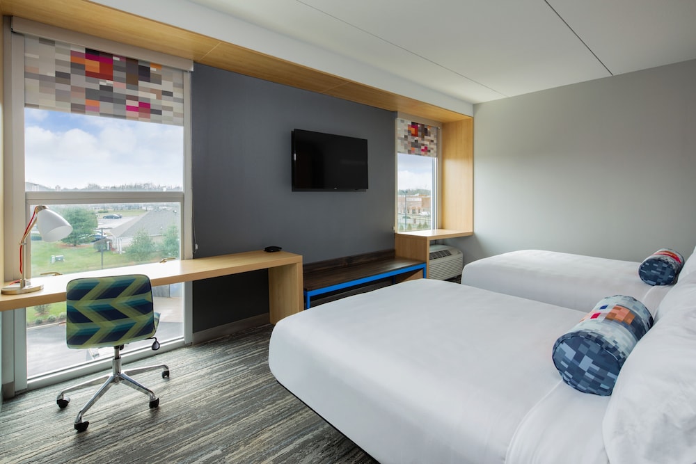 ALOFT LOUISVILLE EAST 8/33