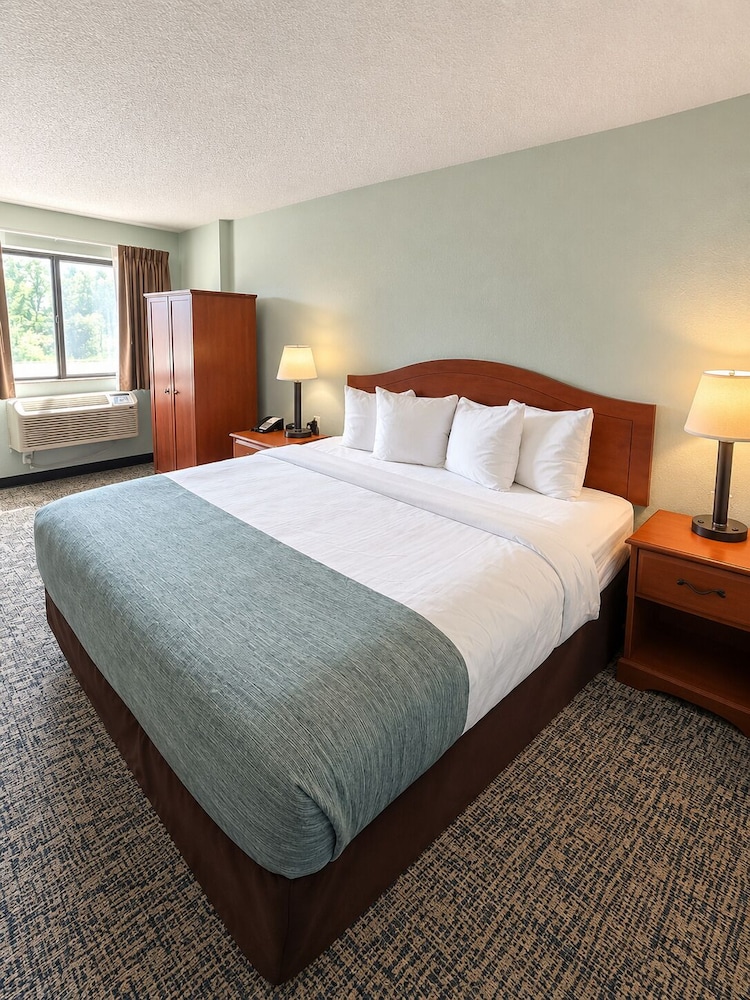 Travelodge by Wyndham Rapid City/Black Hills 16/57