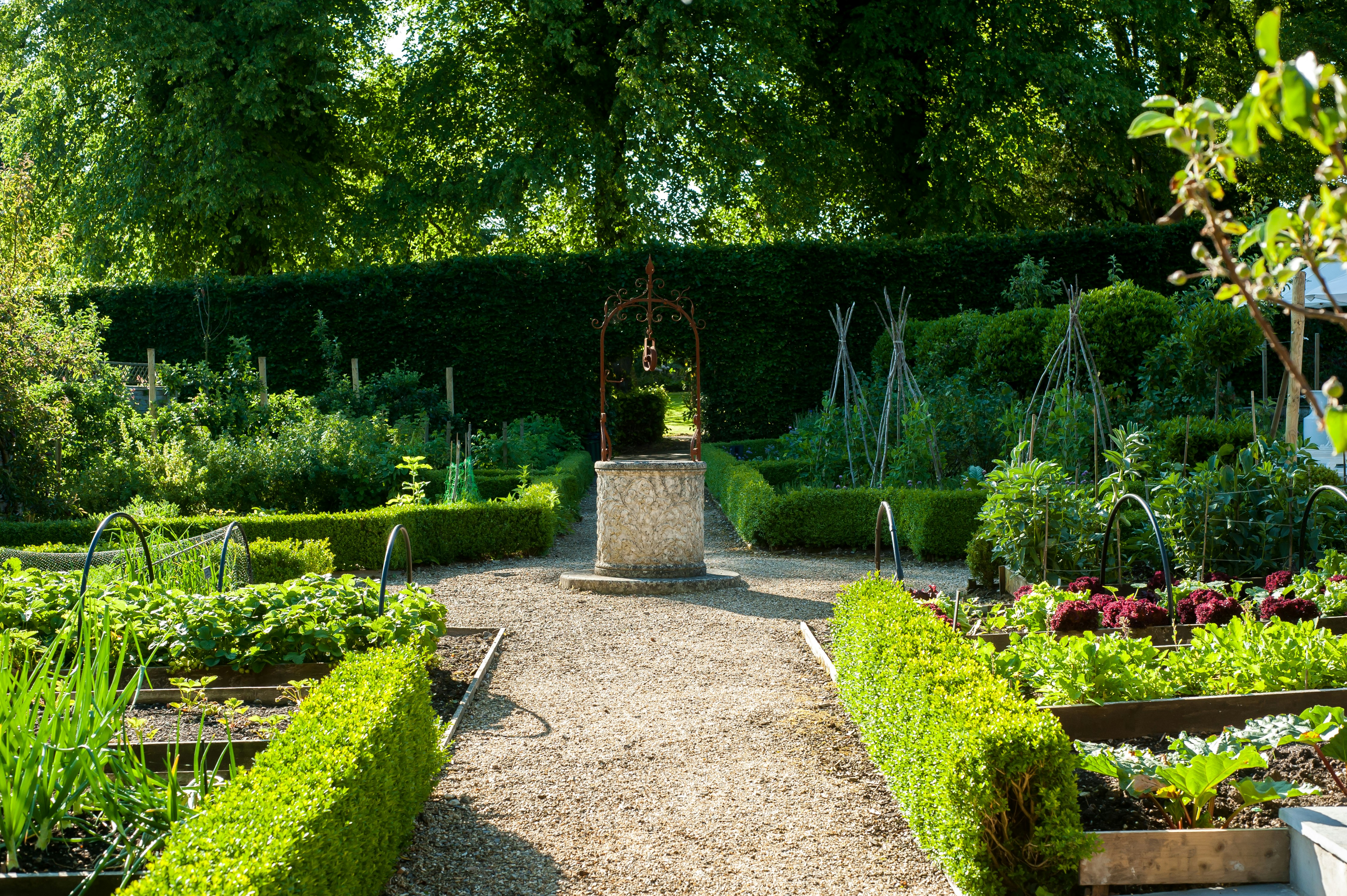 Summer Lodge Country House Hotel 26/36
