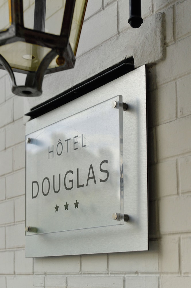 Hotel Douglas 22/35