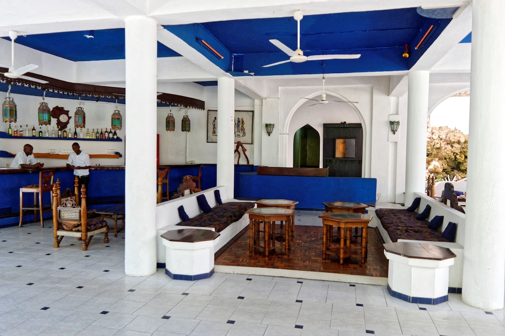 Kaskazi Beach Hotel 17/36
