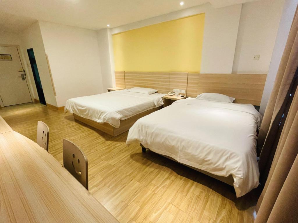 7 Days Inn (Zhuhai Haiquanwan Pingsha) 29/55