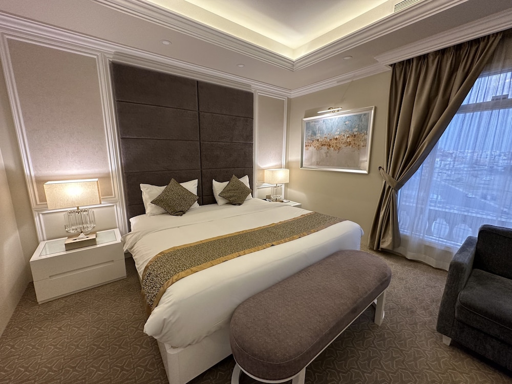 Remaj Hotel 10/51