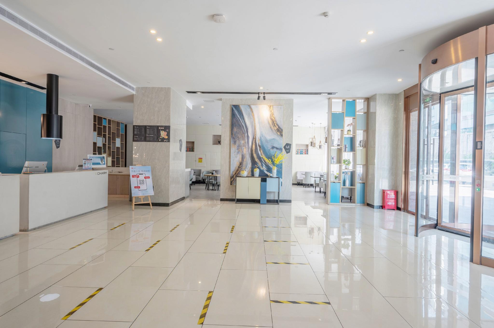 Echarm Hotel (Xiamen Airport Huojuyuan Metro Station) 15/76