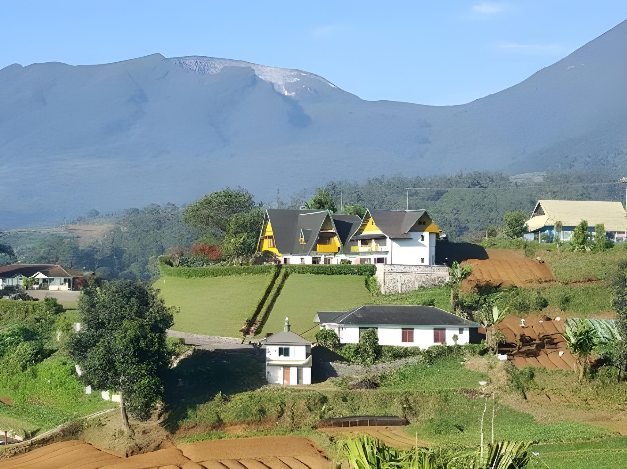 PUNCAK INN RESORT(KT) 26/27