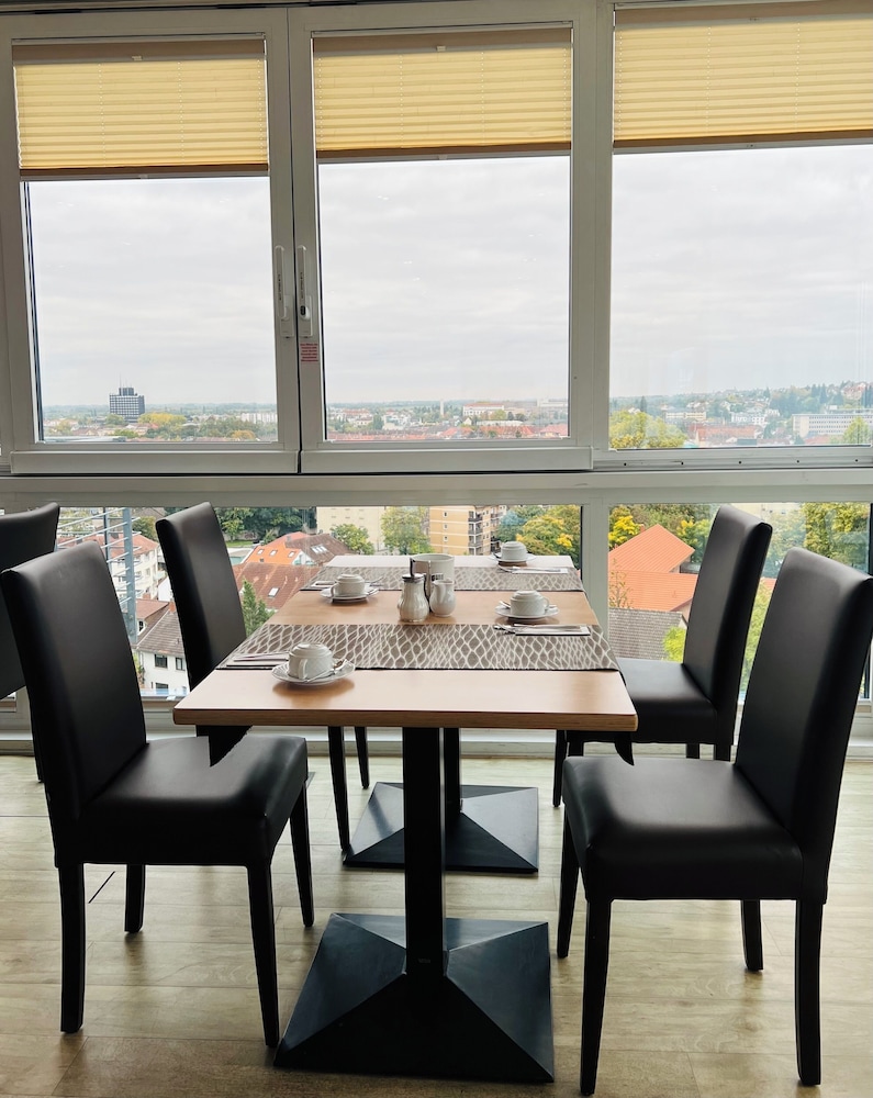 Panoramahotel am Rosengarten 29/50