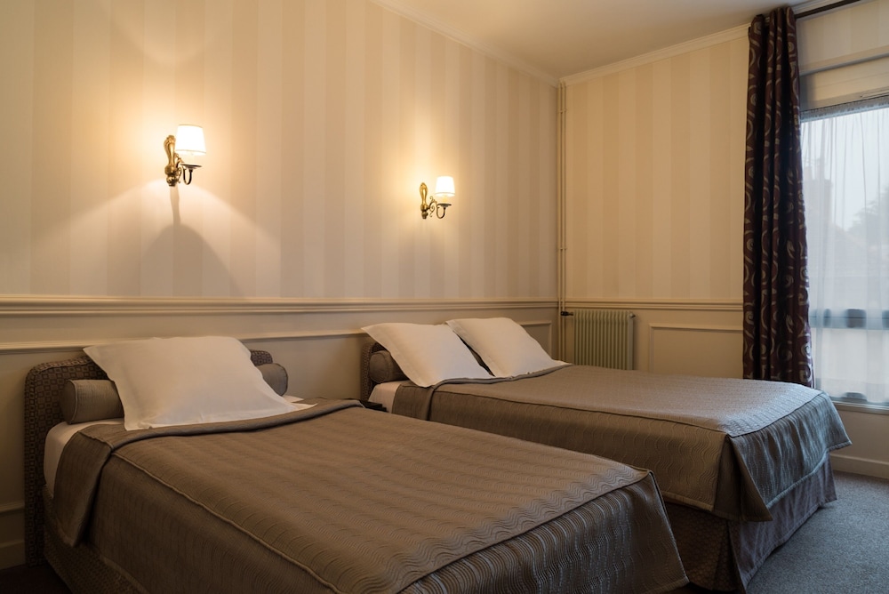 Hostellerie des Trois Pigeons, Paray-le-Monial 14/64