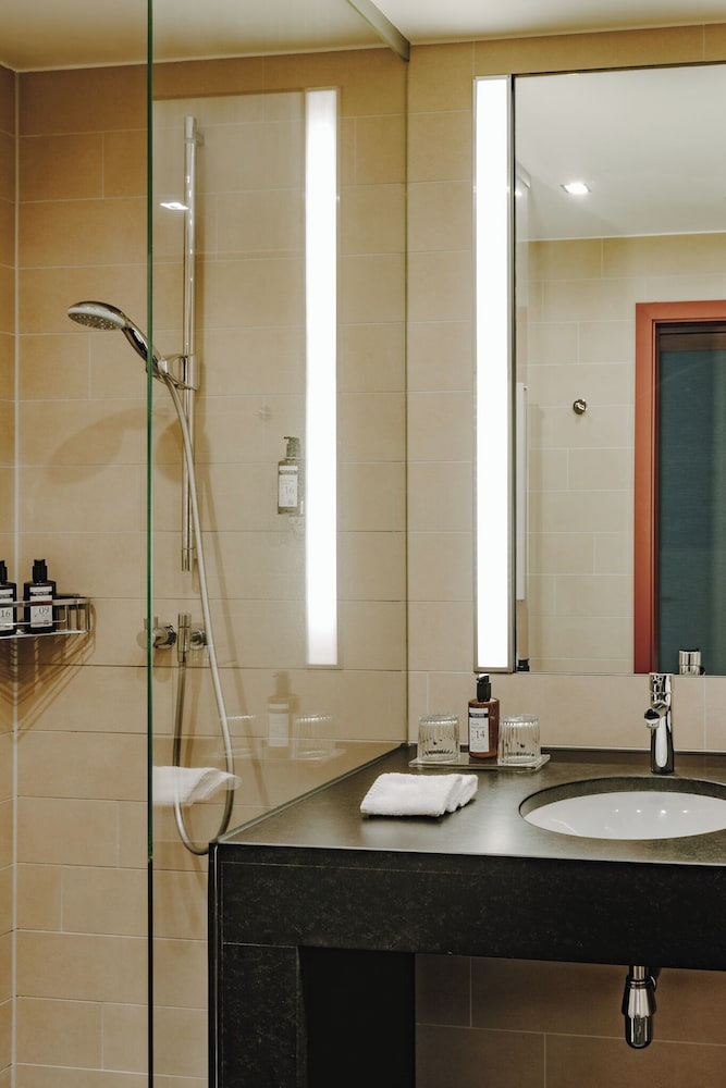غرفة بريميوم بسريرين منفصلين، Ameron Koln Hotel Regent 7/8
