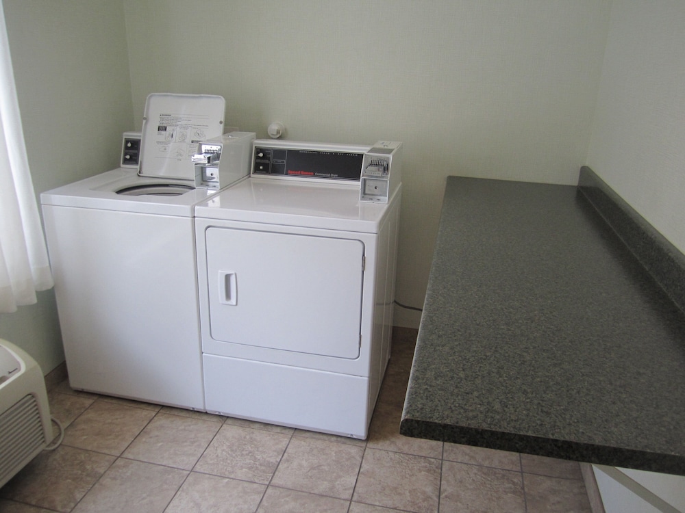 Holiday Inn Express Hotel Suites Dubois 10/72